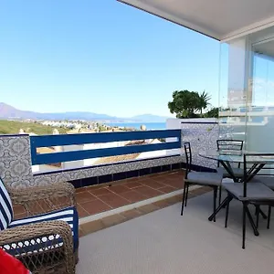 Duquesa Suites 531 Apartment